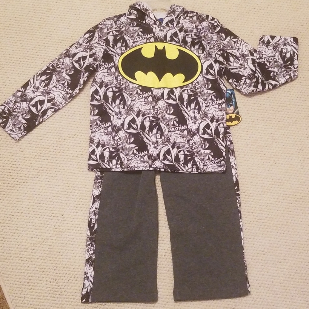 NWT Boys DC Comics "Batman" 2 Pc. Outfit Size 4